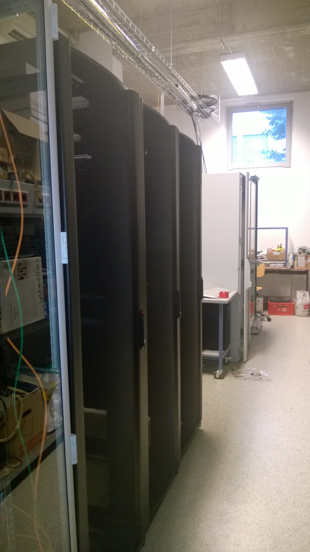 Neue Serverracks